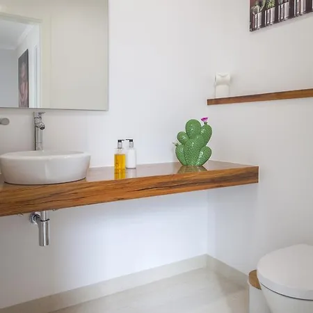Villa Enjoy Sea By Lovelystay Funchal (Madeira)